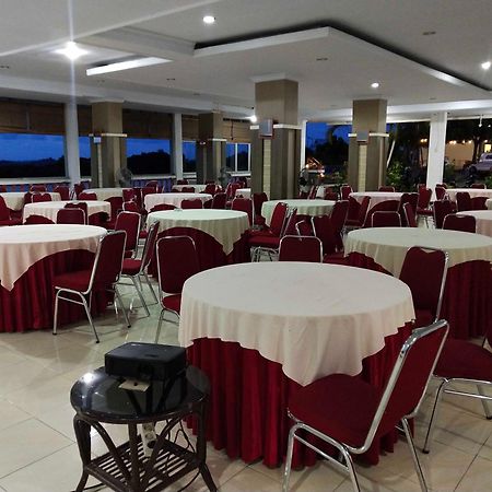 Bukit Kenari Hotel & Restaurant Parepare Extérieur photo