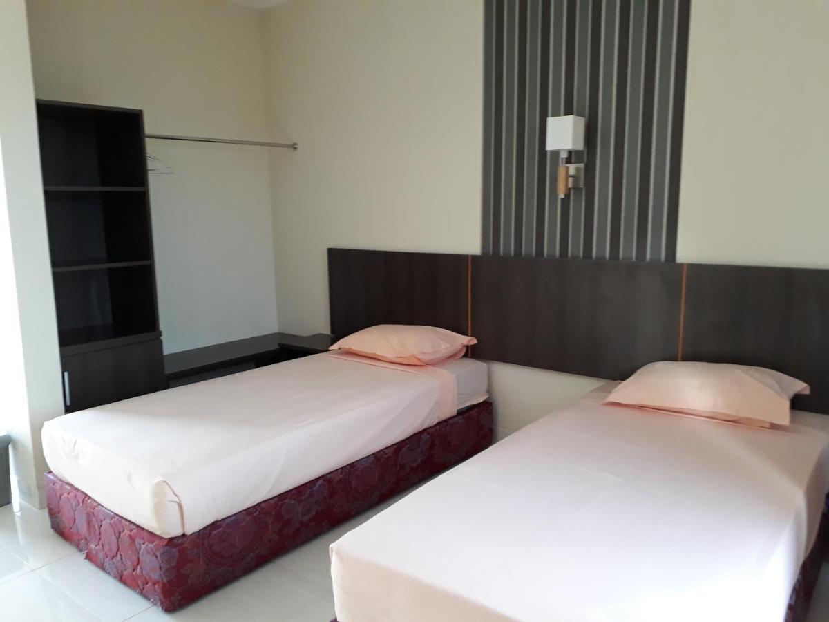 Bukit Kenari Hotel & Restaurant Parepare Extérieur photo